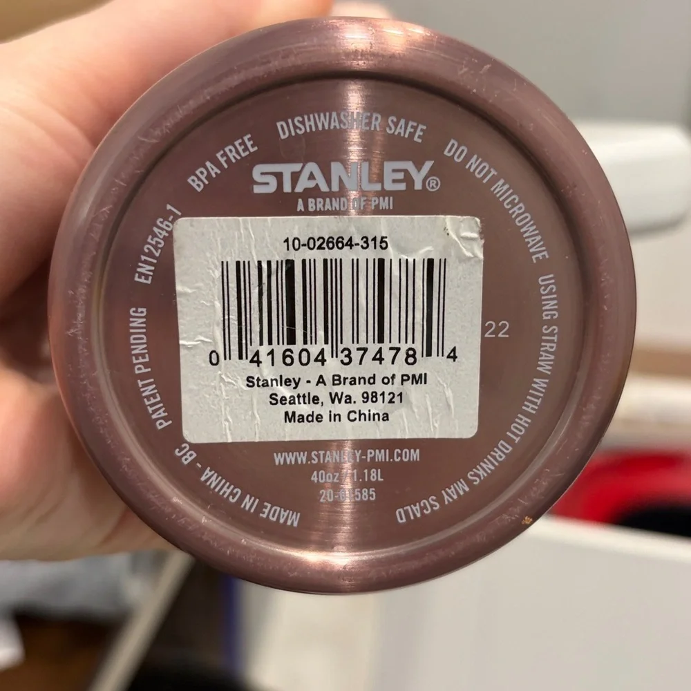 40oz Stanley Champagne Ombré Tumbler - Picture 2 of 3